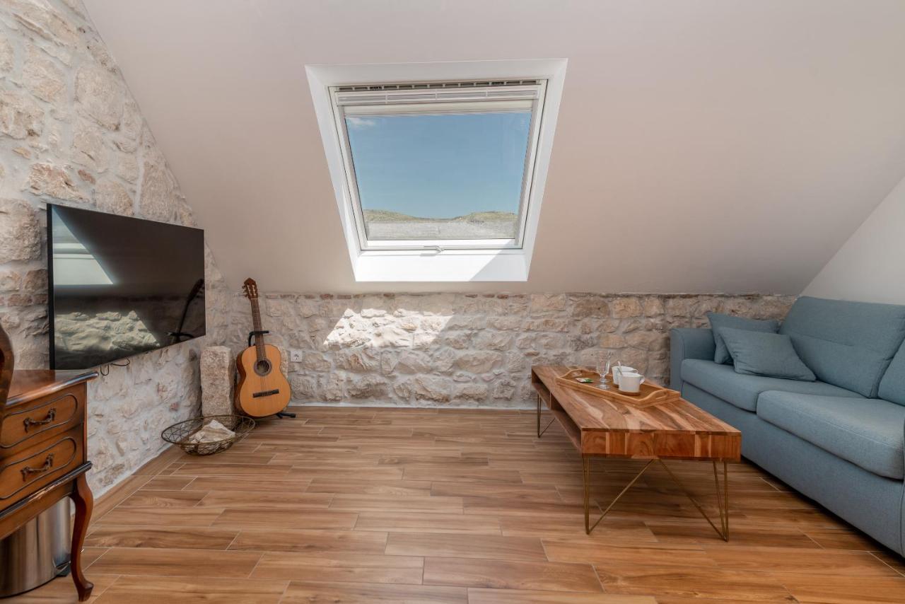 Residence Providenca Τρογκίρ Εξωτερικό φωτογραφία